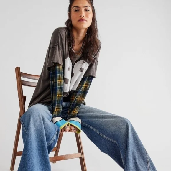 Sold We The Free People TYLER mix Media Tee Top 98 Plaid Sleeve nwt - Picture 3 of 15